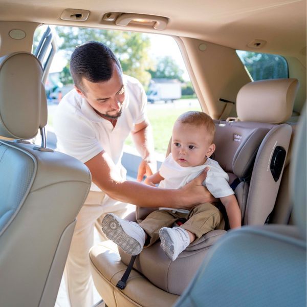 Автокрісло CARRELLO Yukon CRL-15808 Sandstone Beige i-Size 76-150см ISOFIX з нахилом+підсклянник CRL-15808 Sandstone Beige фото